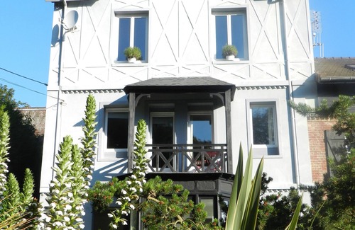 Hautot-sur-Mer Apartamento | Una casa rural con vistas al mar, cerca de la playa, en Pourville sur mer, de 2 a 6 personas