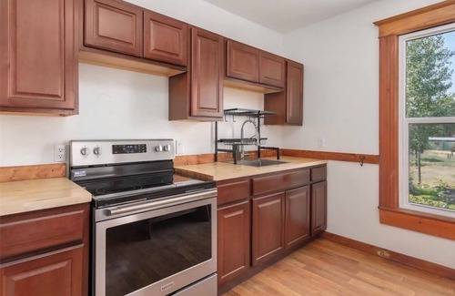 Crestone Casa | A Serene 4-Bedroom Mountain Haven