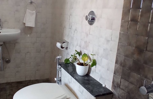 Yelahanka Apartamento | A Serenity Living.n3BHK fully furnished flat with all amenities in North BLR.