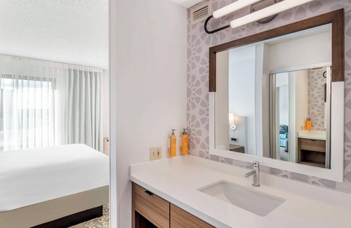 Downtown San Antonio Hotel | A Short Drive to the Institute of Texan Cultures! Pet & Family Friendly Studios!