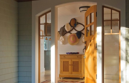 Newagen Casa | A SLICE OF HEAVEN | 4 Bed, 3 Bath