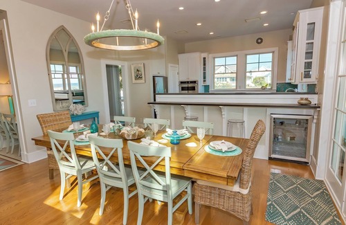 South Beach Casa | Un aterrizaje suave es un Retiro frente al mar 4 BR / 3. 5 BA! Ahora perros!
