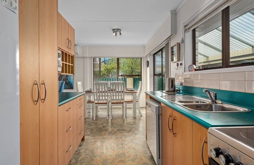 Coastlands Casa | A Stones Throw - Coastlands Holiday Home