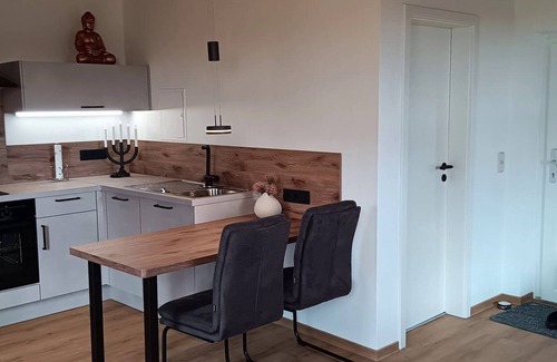 Alvern Casa | Una casa estudio en la hermosa naturaleza al borde del sur del brezo