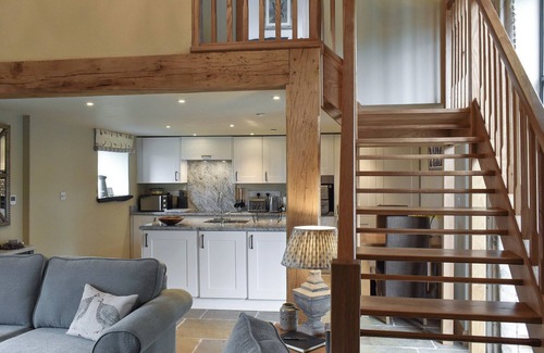 Corwen Cabaña | 1 bedroom accommodation in Gwyddelwern, near Corwen