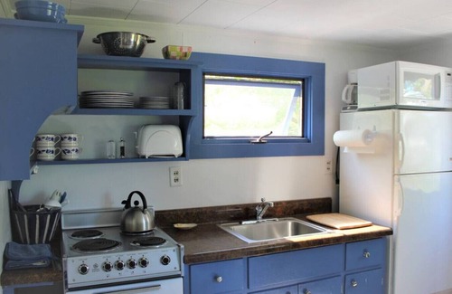 Boothbay Harbor Cabaña | A Sweet Little Guest Cottage