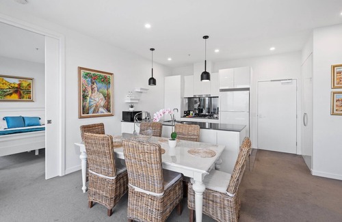 Maribyrnong Apartamento | A taste of paradise in inner city suburbia