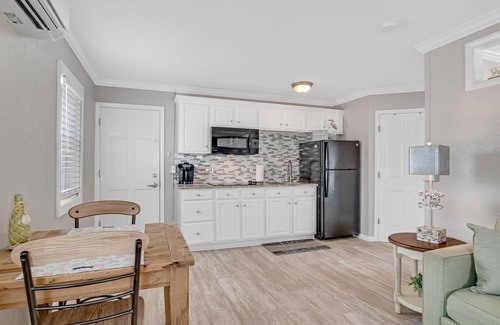 Flagler Beach Condominio | A tranquil seaside escape just steps to the beach