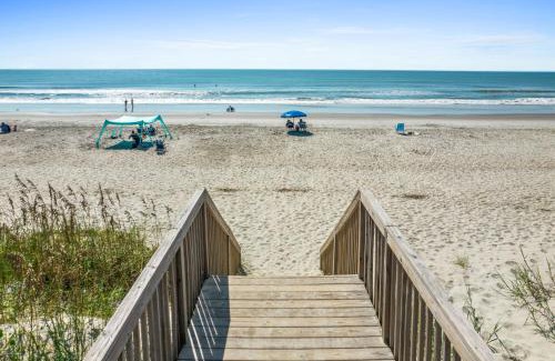Ocean Isle Beach Casa | A Wave from it All Pool, Ocean front, great views