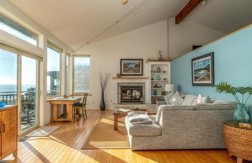 Marine Terrace Casa | A Whale Watcher