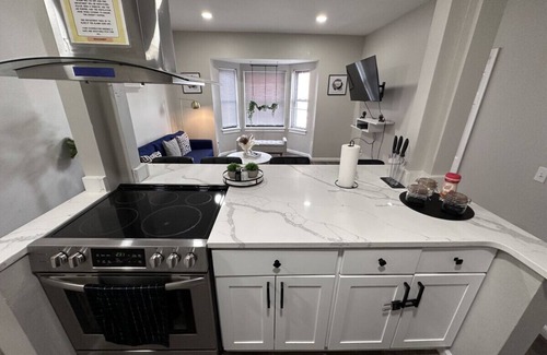 Allentown Apartamento | A203 · A-Town’s Finest Modern apt - Free parking