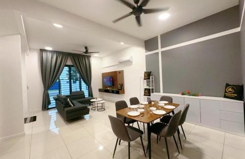 Tebrau Casa | A23 Hello Baby Dato Onn Tebing 15PAX Private Bathroom