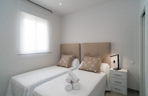 Bailen-Miraflores Apartamento | AAC Málaga - Apartamento con terraza, muy amplio, totalmente equipado, cerca del centro y nuevo!