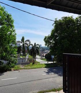 Batu Pahat Casa | Aaira Sophea Islamic Homestay