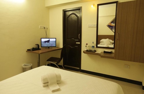 Tiruvannamalai Hotel | Aakash Inn