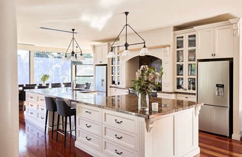 Ourimbah Casa | AASHIYANA - sleeps 19, brand new property