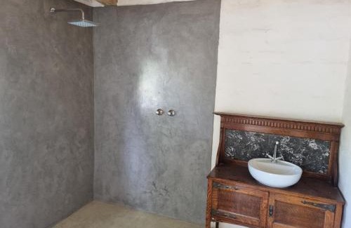 Camdeboo Casa | Aasvogelkrans Farm Cottages & Camping