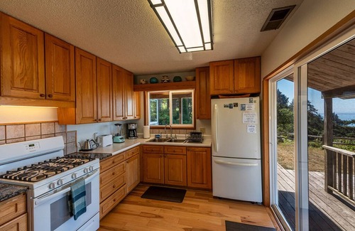 Trinidad Cabaña | Abalone Cabin-Charming retreat w/ ocean views!