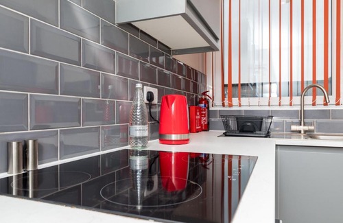Horsham Apartamento | Abbey Apartment 8 Designer 2 Bed - 247 Lets Horsham