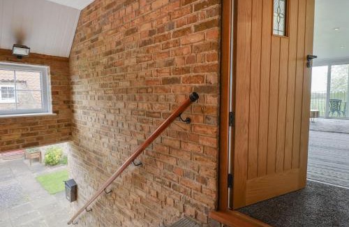 Lincoln Casa | Abbey Cottage