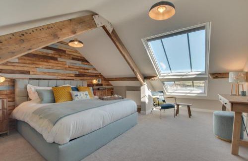 West Cliff Casa | Abbey Lookout