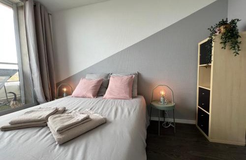 Quartier de la Maison-Blanche Apartamento | Above Paris Eiffel Tower view Balcony