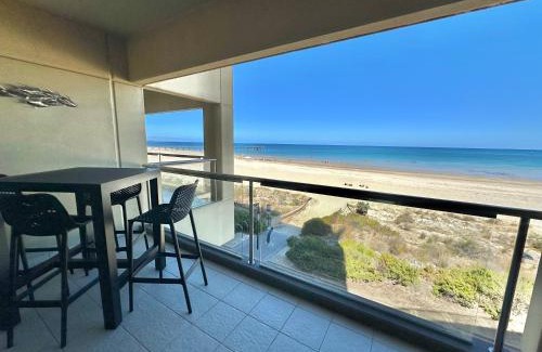 Glenelg Apartamento | Absolute Beachfront at the Pier Glenelg