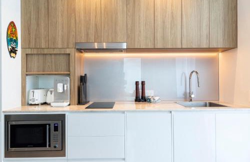 Bokarina Apartamento | Absolute Beachfront Penthouse Sunshine Coast
