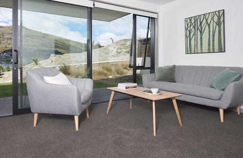 Queenstown Cabaña | Absolute Lakefront - Queenstown Apartment