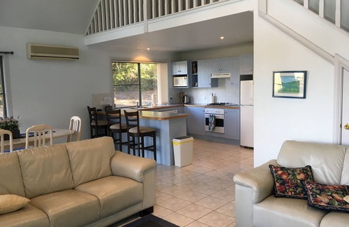 Longreach Chalet De Esquí | Frente al mar absoluto - Villa Waratah en Shoalhaven Lodge