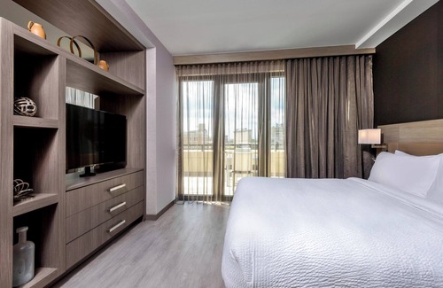 Downtown Asheville Hotel | AC Hotel Asheville Downtown