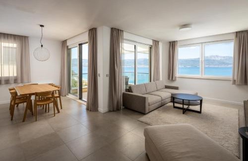 Slatine Apartamento | Acadia Beach Villas & Apartments Slatine