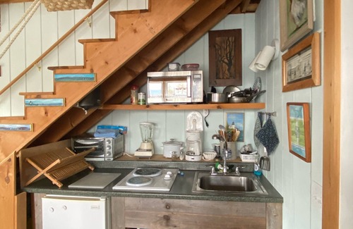 Southwest Harbor Cabaña | Acadia Stones Throw Cottage