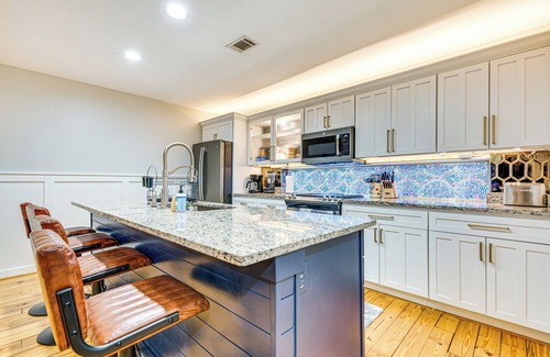 Reynoldstown Casa | Access to Atlanta BeltLine: Spacious Townhome