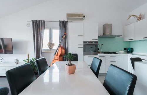Zaklopatica Casa | Accommodation Triton