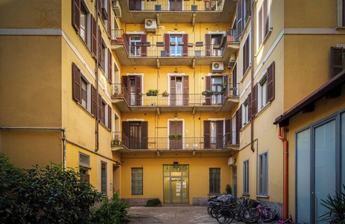 Centro Direzionale Apartamento | Accomodo MIQ41 Quadrivano Centrale