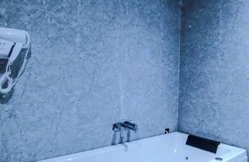 Indore Hotel | Aceotel Premier Vijay Nagar