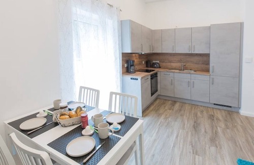 Varel Apartamento | "achterwasser" - Moderne Ferienwohnung in Varel