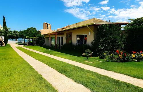 Governador Celso Ramos Apartamento | Aconchego à Beira-Mar em Gov Celso Ramos/SC
