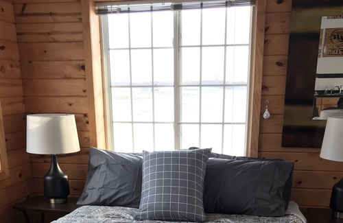New London Casa | ACTION PACKED LODGE WITH VIEWS and plenty of fun for adults and kids.