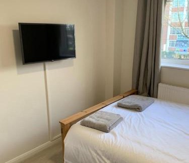 Leicester Casa | Adam Guest House
