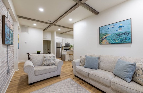 Laurel Apartamento | Adam Trest Suite, Laurel, Coffee Bar, Walkable