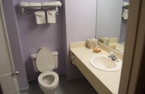 Niantic Hotel | Aderi Hotel Near Casino