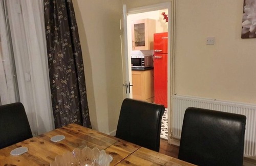 Blaina Cabaña | Aderyn Mawr Cottage