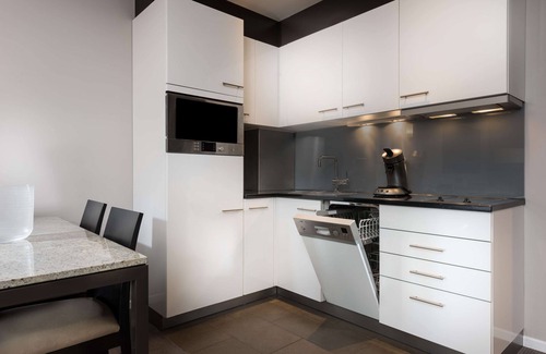 Bahnhofsviertel Apartamento | Adina Apartment Hotel Frankfurt Neue Oper