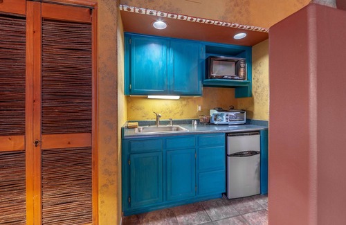 Taos Cama Y Desayuno | Adobe & Pines Inn