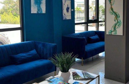 Maho Hotel | Adonis Cupecoy