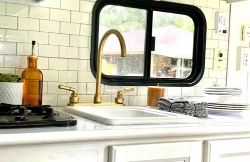 Denham Springs Casa | Adorable 1 bedroom camper