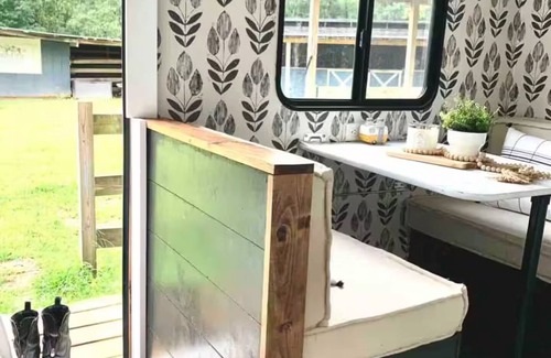 Denham Springs Casa | Adorable 1 bedroom camper