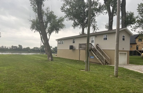 Bendena Casa | Adorable 2 bedroom cabin on the Missouri River